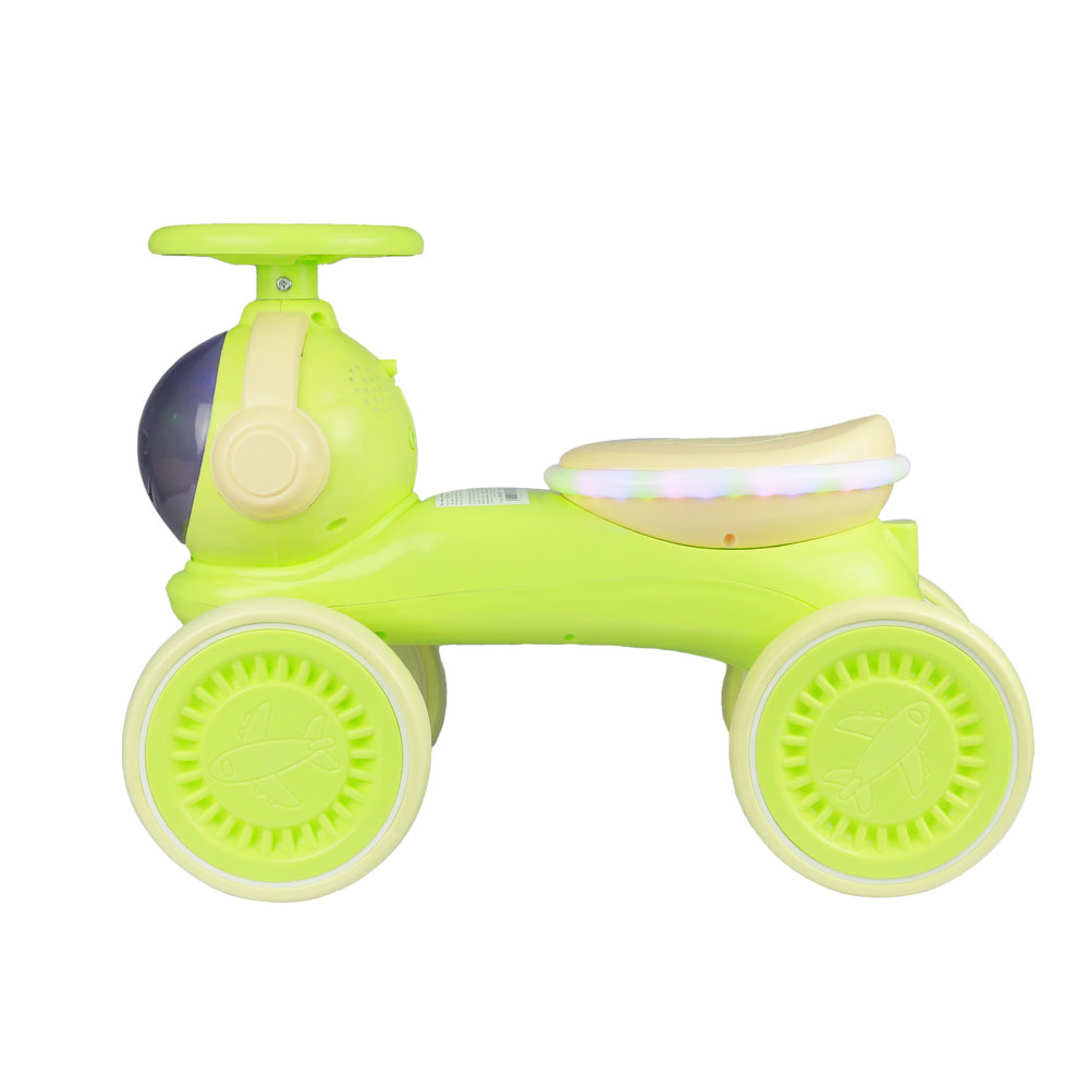 Đồ chơi xe chòi chân có nhạc đèn