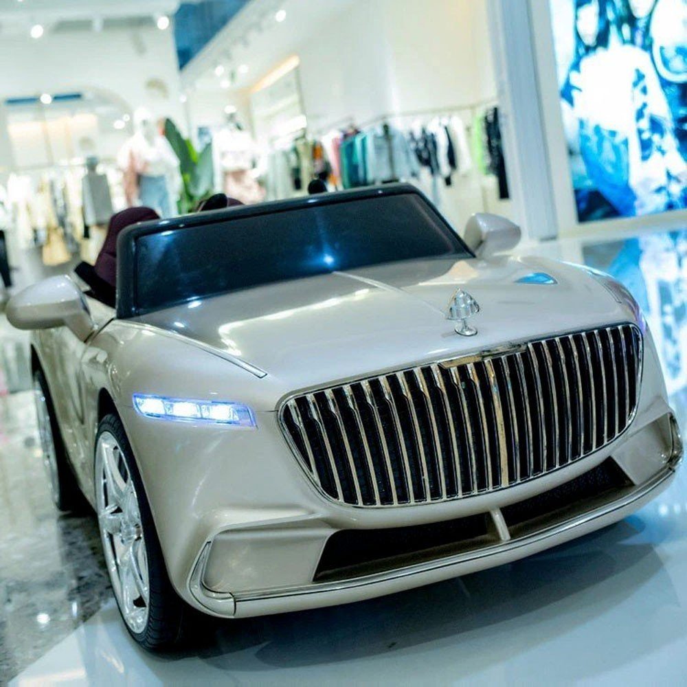 Đồ chơi xe ô tô điện bình