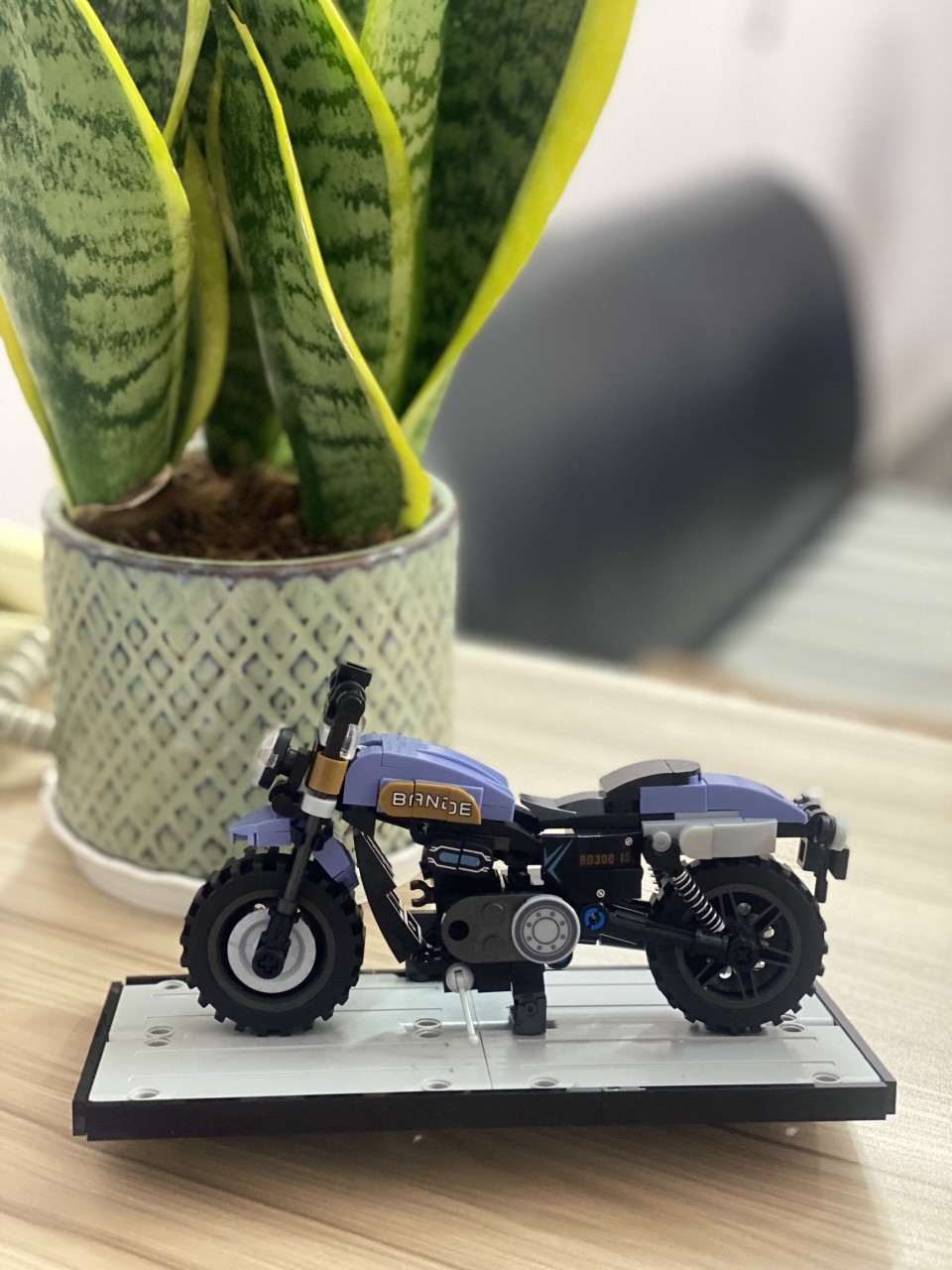 Đồ chơi xếp khối xe moto