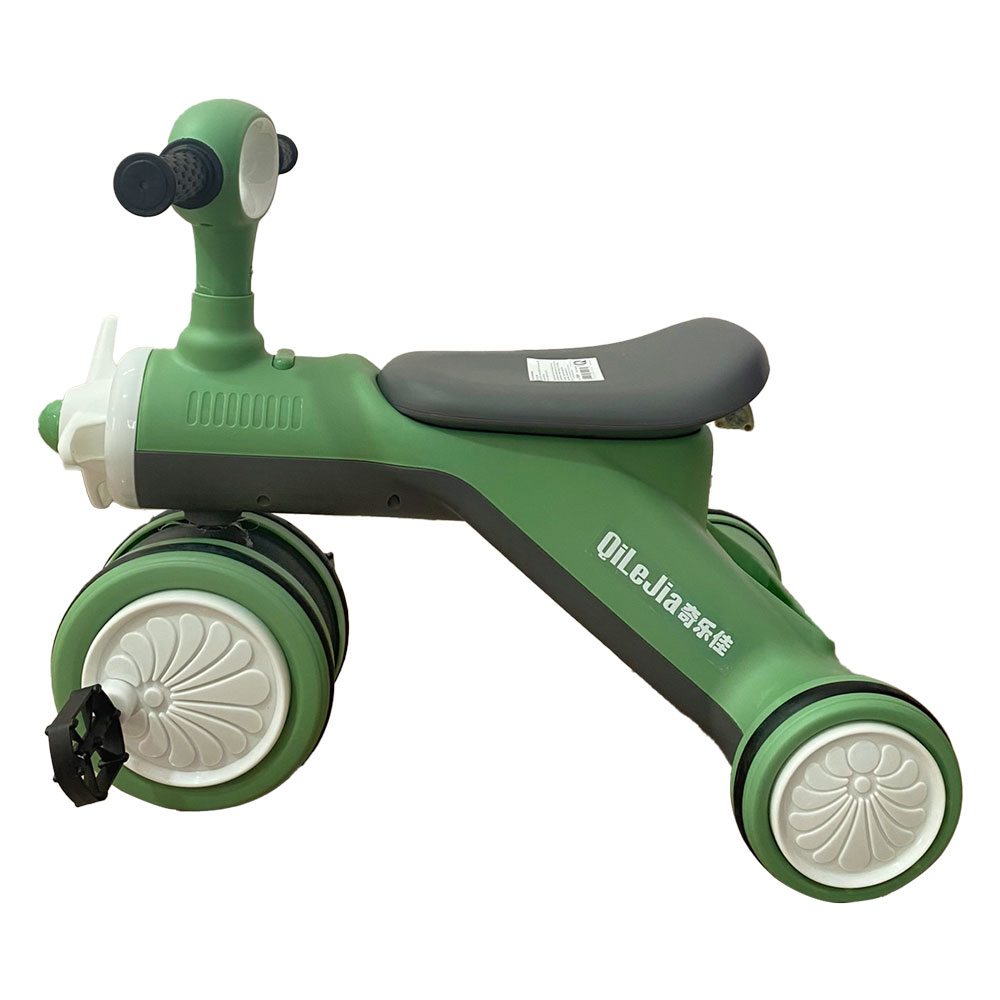 Đồ chơi xe ba bánh dùng pin
