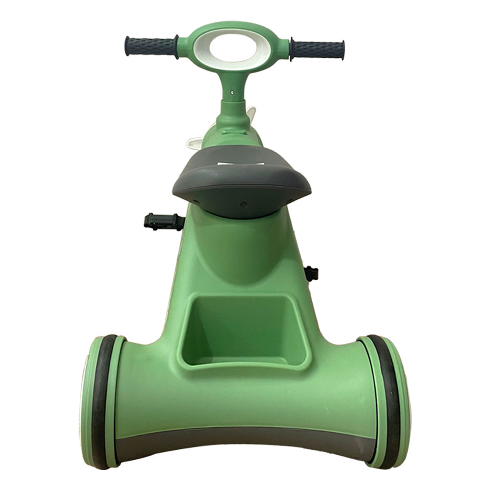 Đồ chơi xe ba bánh dùng pin