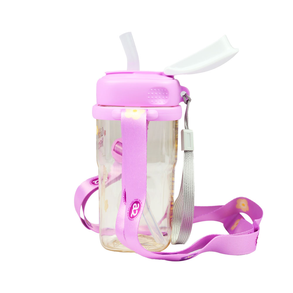 Binh tập uống nước cho bé